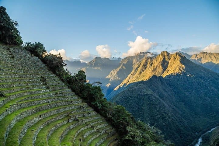 Short Inca Trail 2-Day Hike to Machu Picchu — Wiñay Wayna & Sun Gate photo 2
