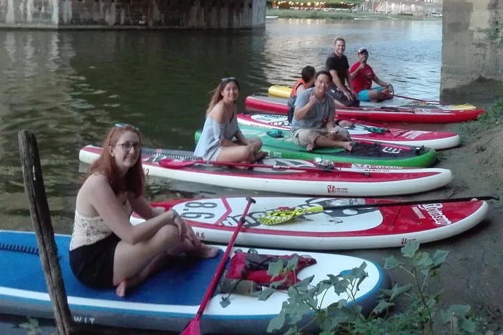 Sunset SUP at Ponte Vecchio: Florence Paddleboard Tour with Floating Wine photo 3