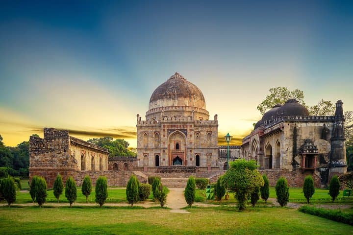 Delhi Monuments Half-Day: Humayun's Tomb, Qutub Minar & Lodhi Garden photo 3