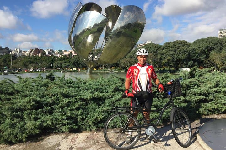 Recoleta & Palermo Half-Day Bike Tour — Explore Buenos Aires by Bike photo 4
