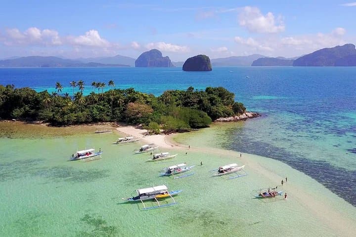 Private El Nido Tour B: Island Hopping to Snake Island, Entalula & the Caves photo 2