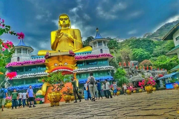 Climb Sigiriya and Explore Dambulla: Private Day Tour from Colombo photo 6