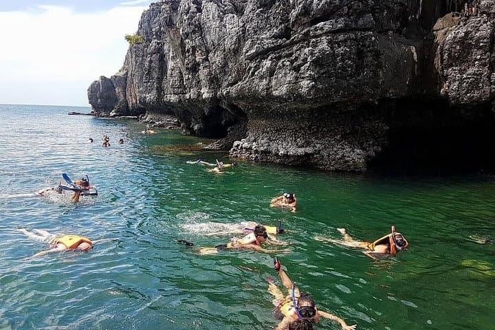 Angthong Marine Park Speedboat Day Trip from Koh Samui with Snorkeling & Kayaking photo 4