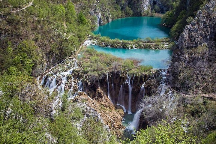 Plitvice Lakes Photo Tour from Zagreb: Capture Croatia’s Cascading Lakes photo 3