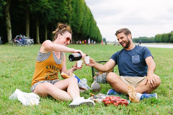 Versailles by Bike: Full-Day Palace, Gardens & Picnic Tour photo 3