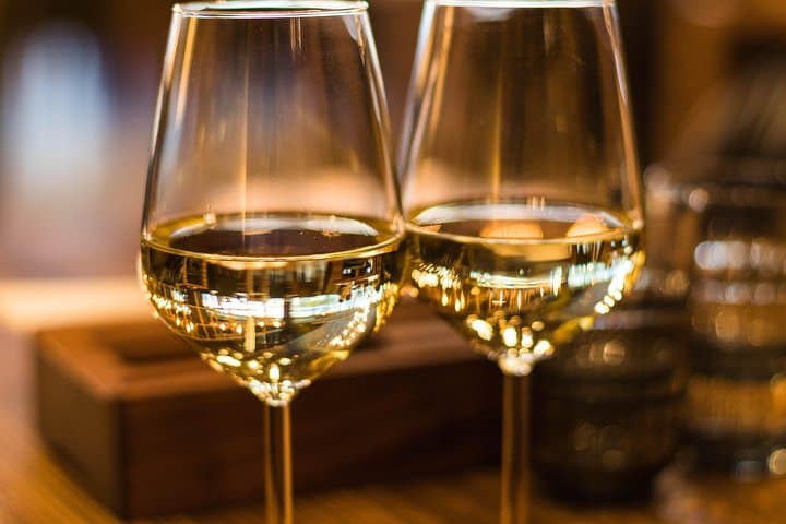 Ozark Craft Beverage: Branson Wine & Shine Tour to Local Wineries and Distilleries