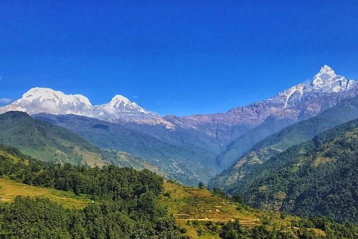 10-Day Kathmandu Chitwan Pokhara Tour with Dhampus & Sarangkot Trek — Annapurna Views and Chitwan Safari