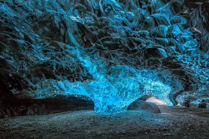 2-Day Crystal Ice Cave and South Coast Experience from Reykjavik — Vatnajökull Ice Caves & Jökulsárlón photo 6
