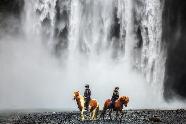 3-Day Iceland: Ice Cave, Glacier Hike & Northern Lights from Reykjavík photo 6
