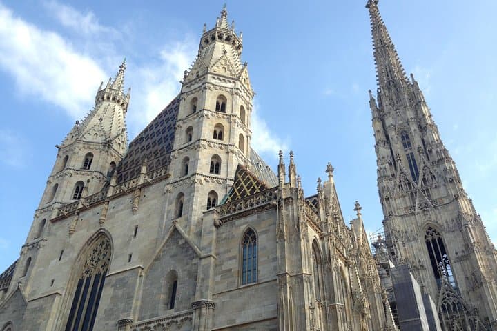 eBike Vienna: 60-Minute Guided Ride + All-Day Explorer Pass photo 6