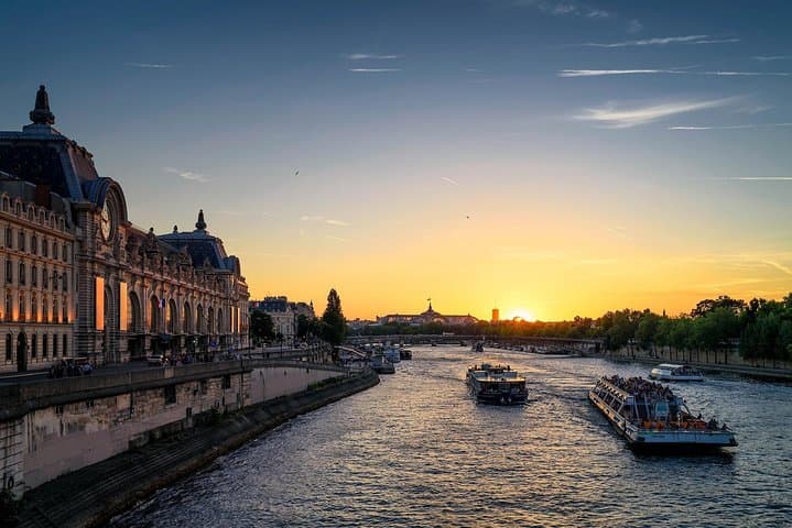Paris by Night: Illuminations Tour and One-Hour Seine Cruise photo 5