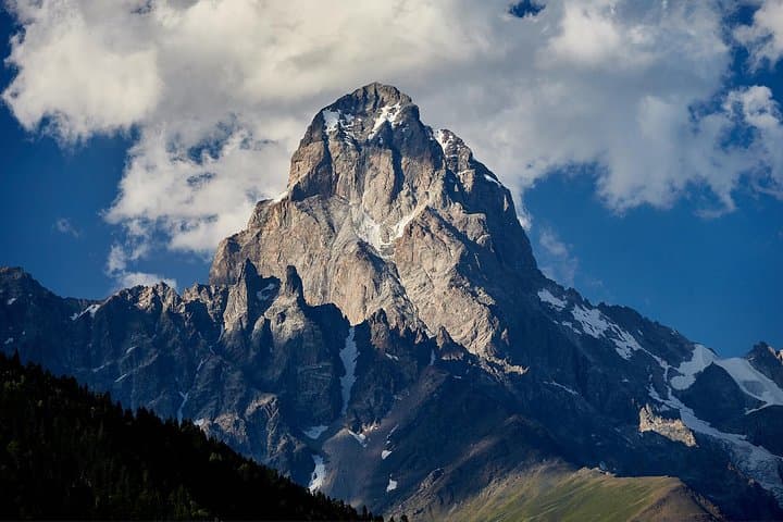 Five-Day Adventure in Svaneti: Mestia, Ushguli, Chalaadi Glacier and Becho Gorge