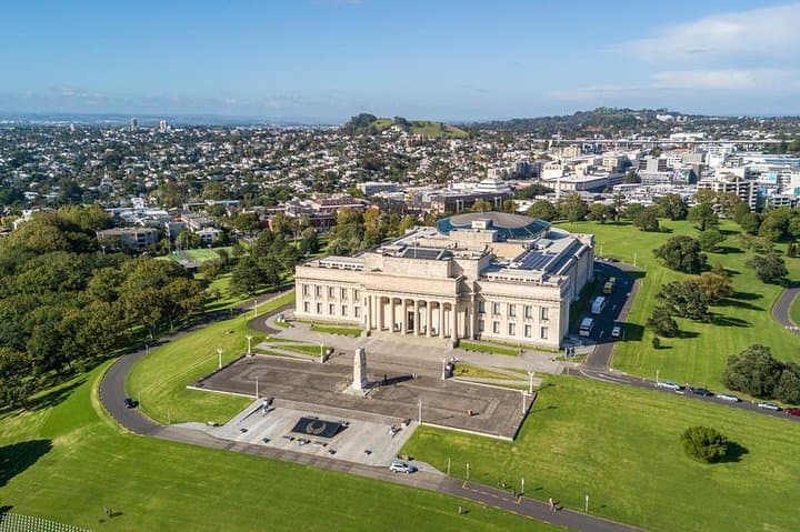 Auckland City Highlights: Small-Group Coastal & Volcanic Sights Tour photo 2
