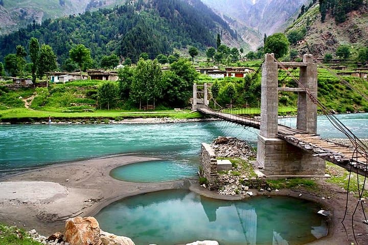 Kaghan Valley: 4-Day Naran, Saif-ul-Muluk & Siri Paye Adventure photo 2