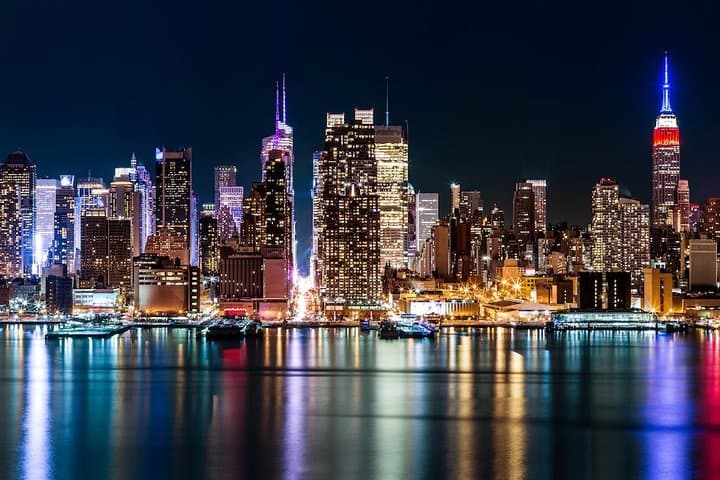 Explore New York City in One Day: Iconic Sights and Hidden Stories