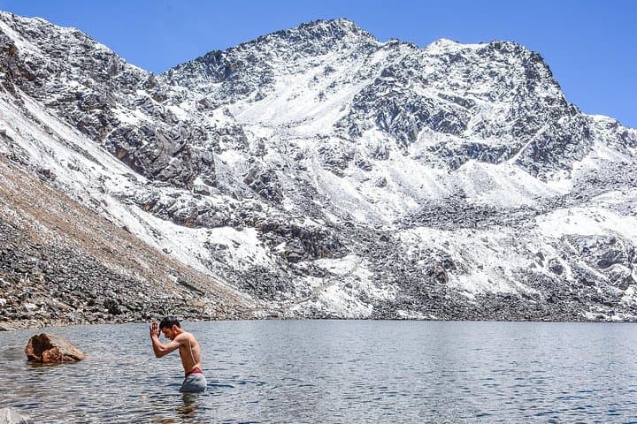 Gosainkunda & Lauribina Pass Trek: 9-Day High-Altitude Lakes and Pass Route
