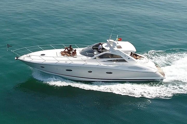 Champagne Yacht Charter on the Algarve Coast: Vilamoura Luxury Cruise photo 2