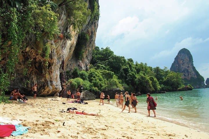 Full-Day Railay Rock Climbing Course: Top-Rope, Bouldering & Rappelling in Krabi