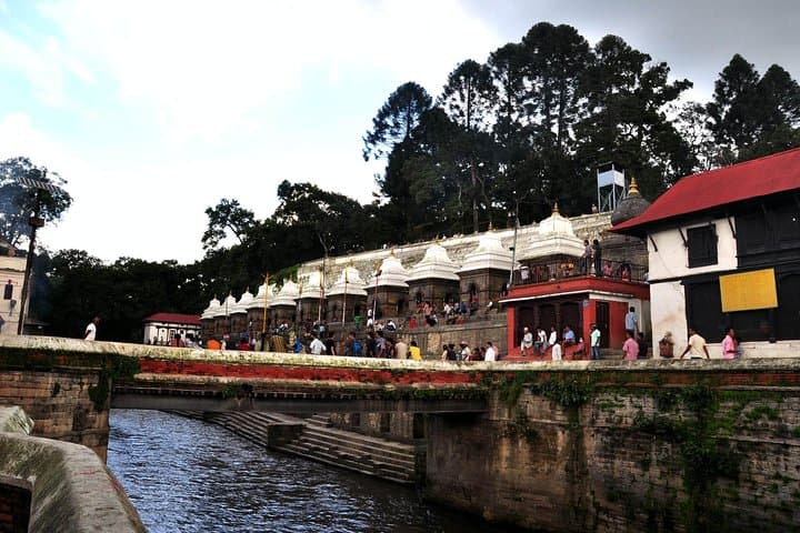 Kathmandu Private Day Tour: Pashupatinath, Boudhanath & Swayambhunath in One Day photo 6
