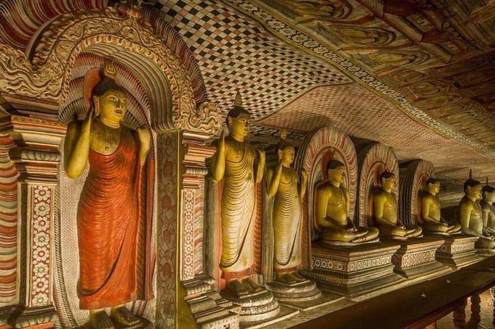 Climb Sigiriya and Explore Dambulla: A Day Among Sri Lanka’s Two UNESCO Wonders photo 2