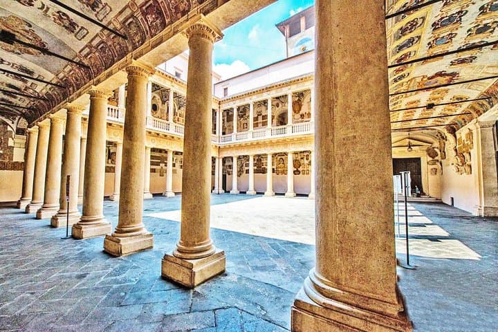 Padua Walking Tour: Must-See Sites & Local Stories