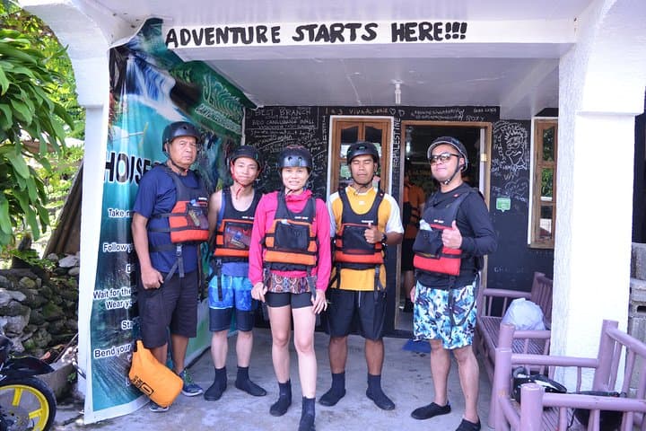 Moalboal Sardine Run & Kawasan Canyoneering: Full-Day Adrenaline from Cebu photo 4