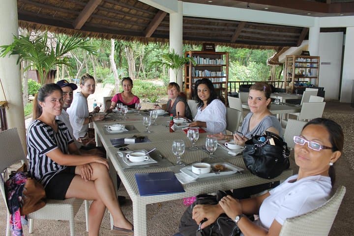 Oslob Whale Shark Swim and Sumilon Island Day Trip from Cebu photo 4