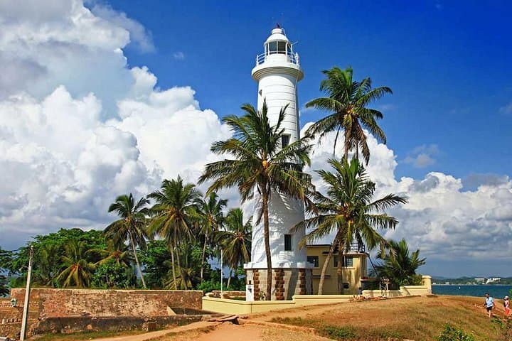 Sri Lanka 6-Day Adventure: Kandy, Tea Country, Yala & Southern Coast photo 4