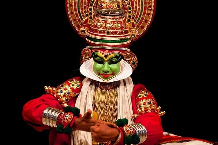 Kerala Backwaters & Western Ghats: 8-Day Private Tour from Kochi photo 2