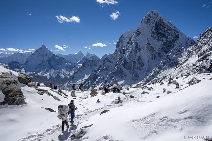 Everest Chola Pass Trek: 17-Day Gokyo, Chola Pass & EBC Adventure