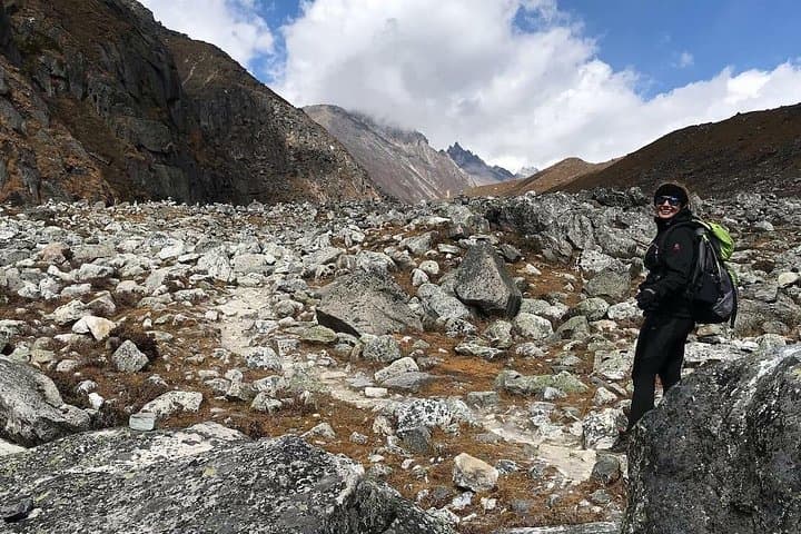 Helicopter-Return Luxury Everest Base Camp Trek — 11-Day Upgraded Teahouse Journey photo 3