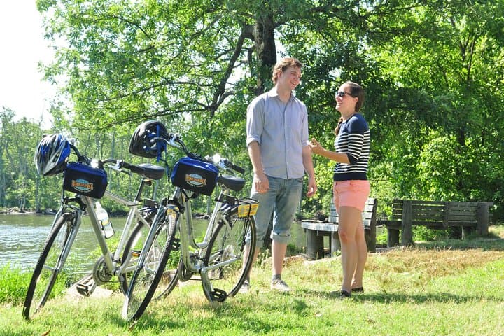 Explore Mount Vernon by Bike: Scenic Ride and Optional Potomac River Cruise photo 6