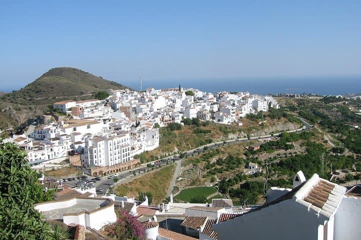 Frigiliana and Nerja Day Trip from Málaga — White Village & Balcony of Europe photo 3