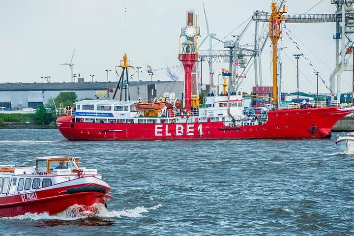 Hamburg Harbor Hop-On Hop-Off: Maritime Circle Line Cruise Guide photo 6
