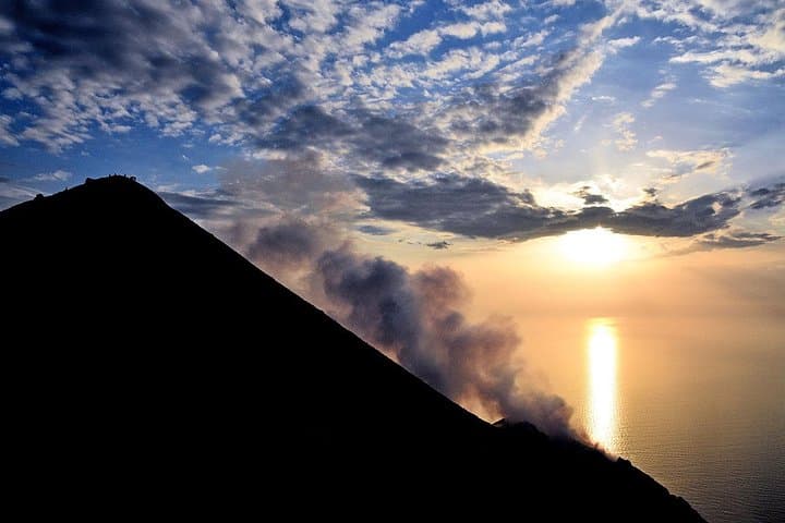 Stromboli Sunset Trek to Sciara del Fuoco: Guided Volcano Hike and Eruption Viewing photo 4