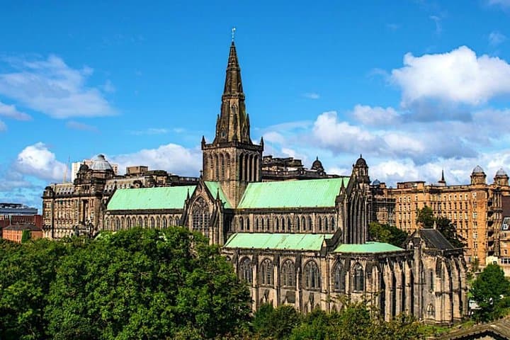 Luxury Private Day Tour of Glasgow with a Scottish Chauffeur photo 4