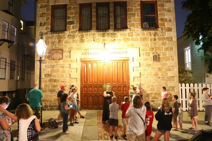 Olde Town Ghost Walk: Haunted Walking Tour of Historic Newport photo 3
