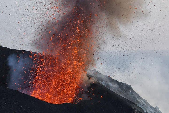 Stromboli Sunset Trek to Sciara del Fuoco: Guided Volcano Hike and Eruption Viewing photo 6