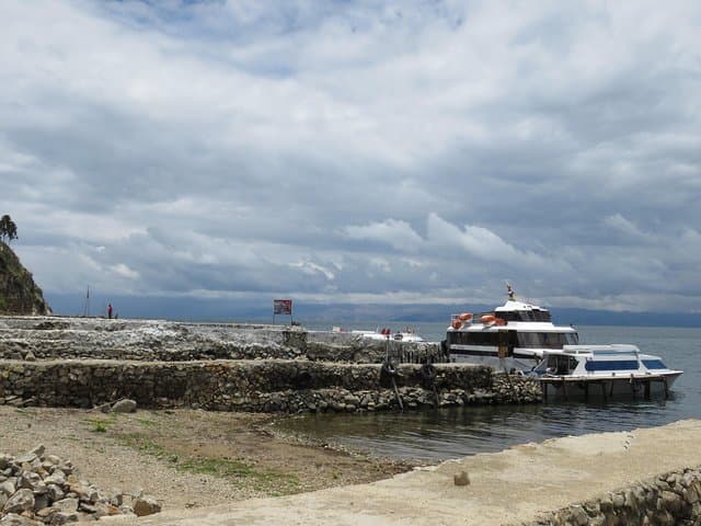 Private Luxury Day Trip to Copacabana & Isla del Sol — Lake Titicaca from La Paz photo 5