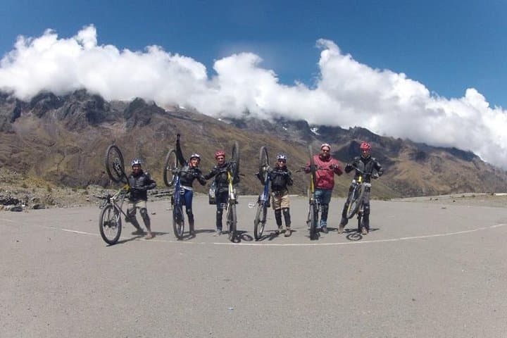 4-Day Jungle Adventure to Machu Picchu: Bike, Raft, Zip and Hike from Cusco photo 3