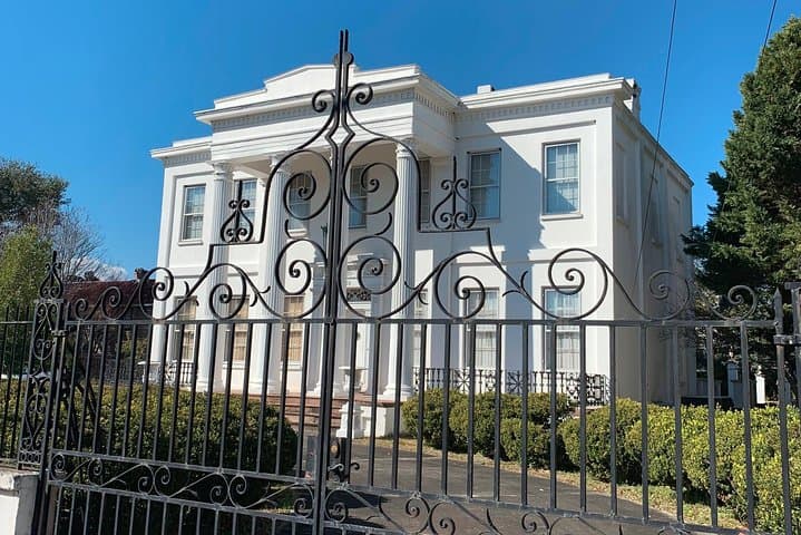 Charleston Strong Women History Walking Tour — Two-Hour Guided Exploration photo 2