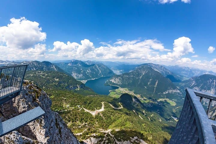 Private Custom Hallstatt & Lake District Tour from Salzburg — 8‑Hour Lake District Experience photo 3