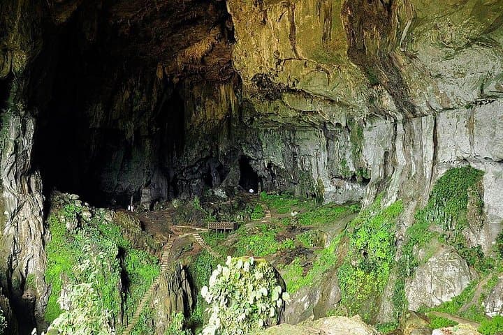 Kuching Fairy and Wind Caves Tour: Half-Day Limestone Cave Adventure from Kuching photo 3