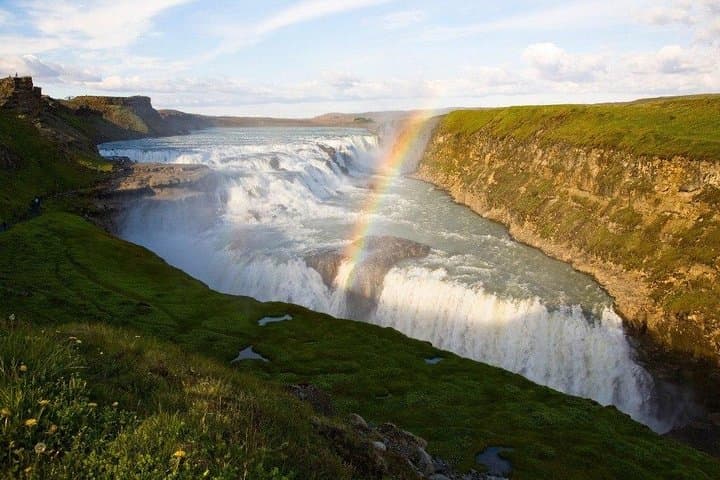 Reykjavik Lava Tunnel & Golden Circle Combo — Raufarhólshellir Caving plus Gullfoss, Geysir & Þingvellir photo 5