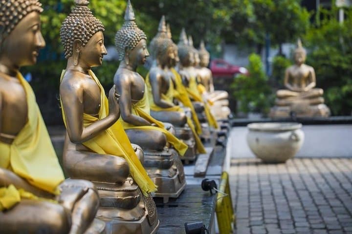 Explore Colombo in Half a Day: Private Custom City Tour from Negombo