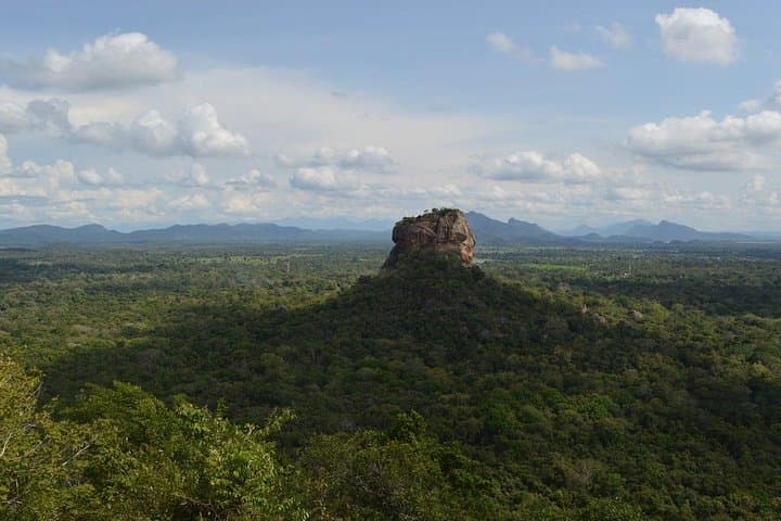 Climb Sigiriya and Explore Dambulla: Full-Day Private Tour from Colombo