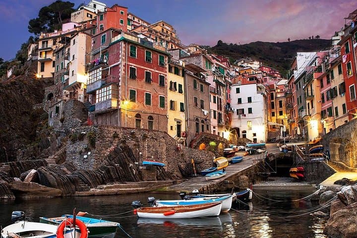 Capri Day-to-Night Small-Group Cruise from Sorrento