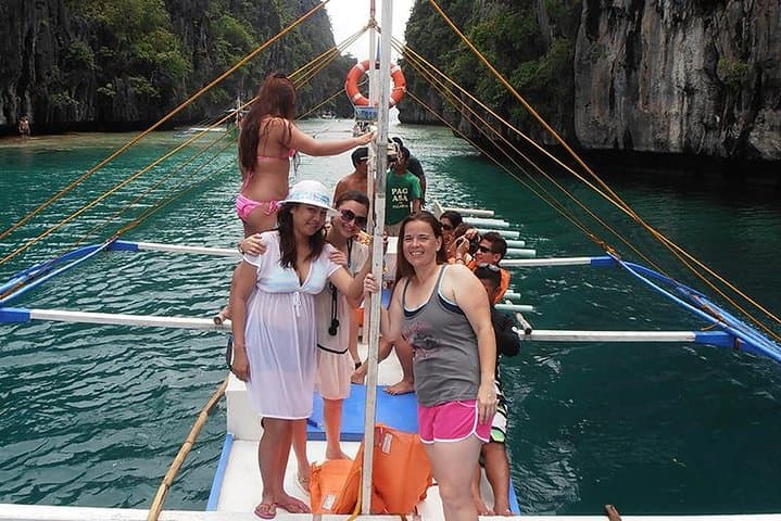 8-Day Puerto Princesa to El Nido: Underground River, Island Hopping & Remote Beach Camping photo 6
