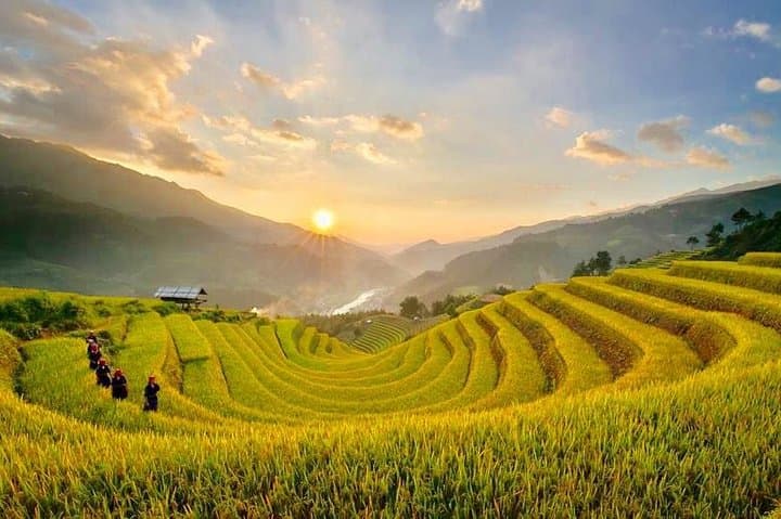 Sapa 3-Day Trek: Homestays, Rice Terraces & H'mong Culture photo 5