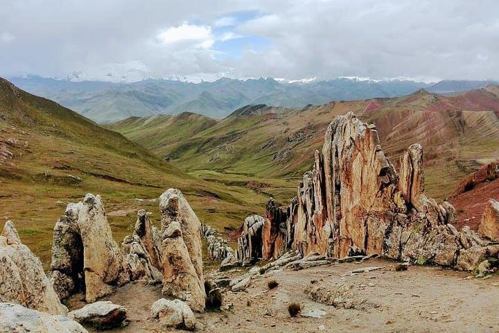 Palccoyo Rainbow Mountain: High-Altitude Hike & Spiritual Retreat from Cusco photo 4